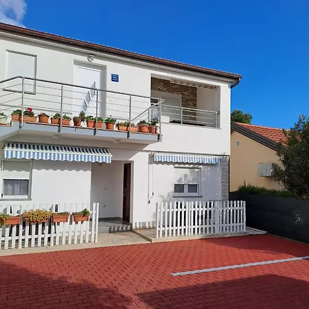 Apartment Mila-casa Bianca *