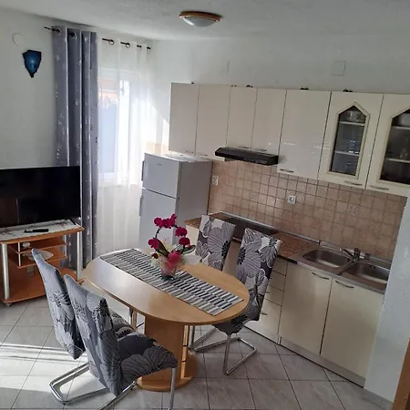 Apartment Mila-casa Bianca *